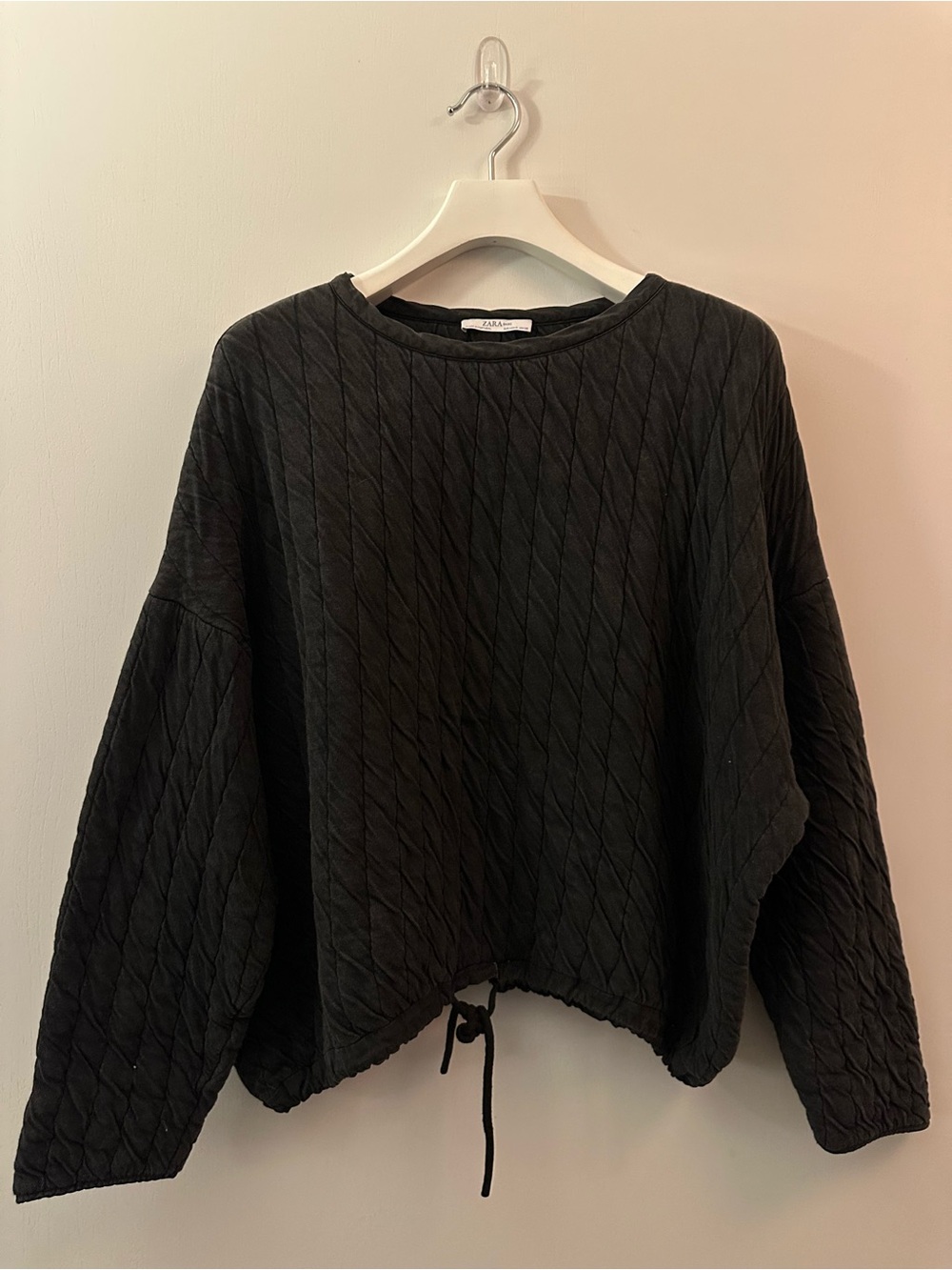 ZARA | Black Quilted Drawstring Sweater